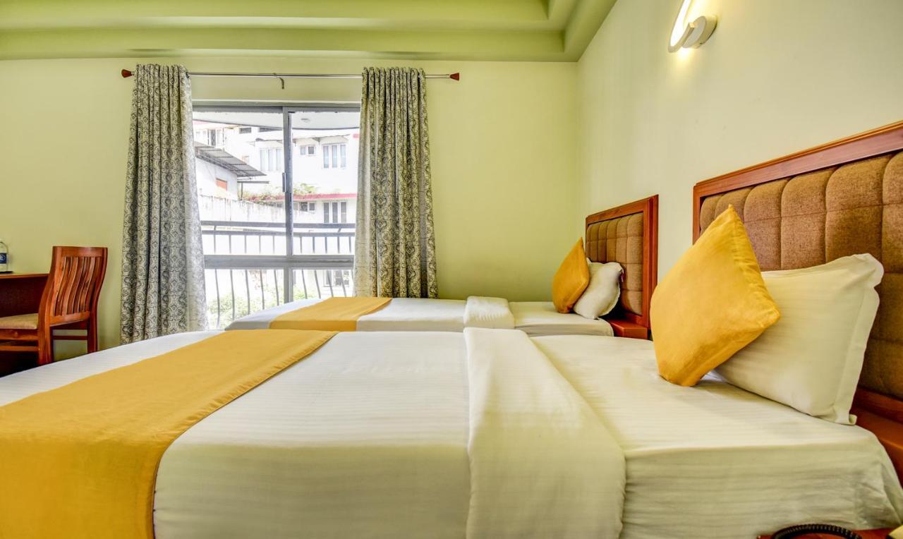 Hotel Garden Inn Kochi Luaran gambar